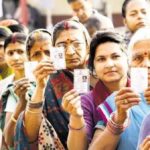 पुणे जिल्ह्यातील 12 नगर परिषदा आणि तीन नगर पंचायतींमध्ये मंगळवारी मतदानाची सुरुवात