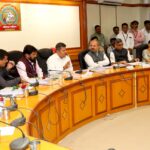 पिंपरी चिंचवड महानगरपालिकेचा ५ हजार ६६० कोटी रुपयांचा अर्थसंकल्प आयुक्त श्रावण हर्डीकर यांनी स्थायी समिती समोर केला सादर