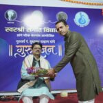 प्रसिद्ध शास्त्रीय गायक पंडित सुधाकर चव्हाण यांच्या गुरुपूजन कार्यक्रमाला रसिकांचा उत्स्फूर्त प्रतिसाद